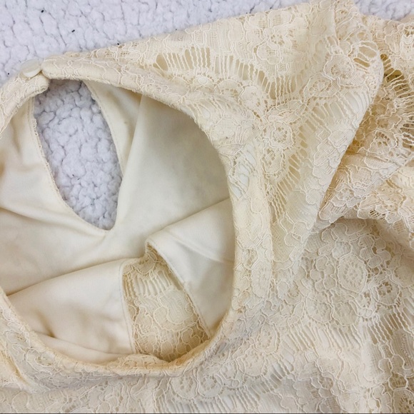 Sophia + Zeke Cream Eyelash Lace Fitted Dress - Picture 6 of 7